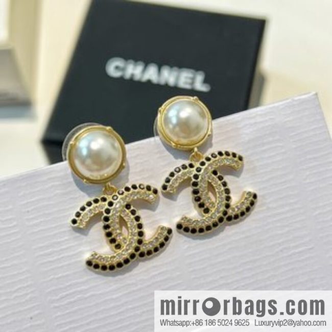 New ☑️ CHANEL Chanel c2 double c pearl black diamond stud earrings