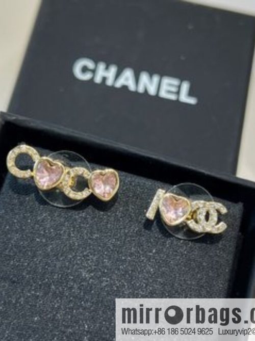 New ☑️ CHANEL Chanel c1 double c pink peach heart earrings