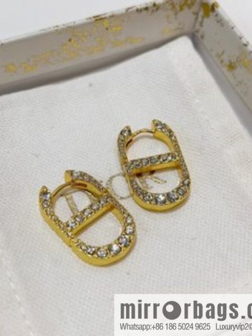 New ☑️ DIOR Dior CD full diamond stud earrings