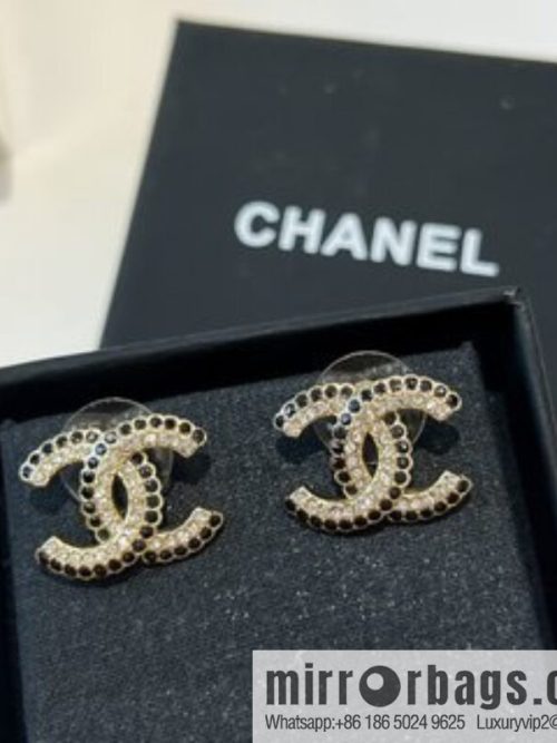 New ☑️ CHANEL Chanel c1 double c black diamond stud earrings
