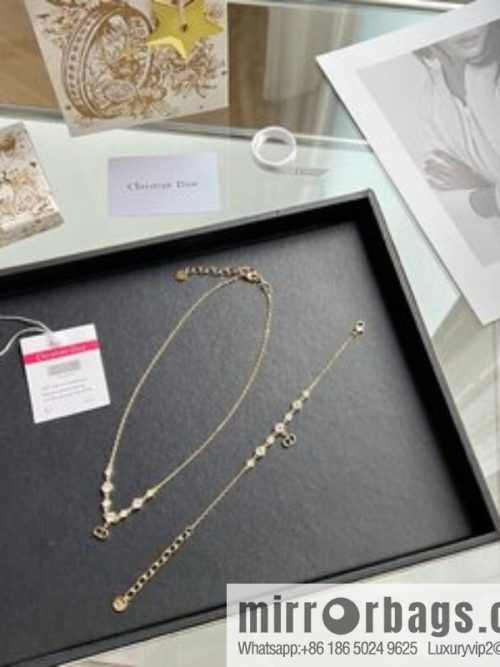 New ☑️ DIOR Dior CD bracelet necklace