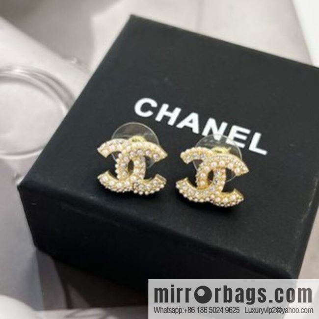 New ☑️ CHANEL Chanel c1 double c pearl black diamond stud earrings