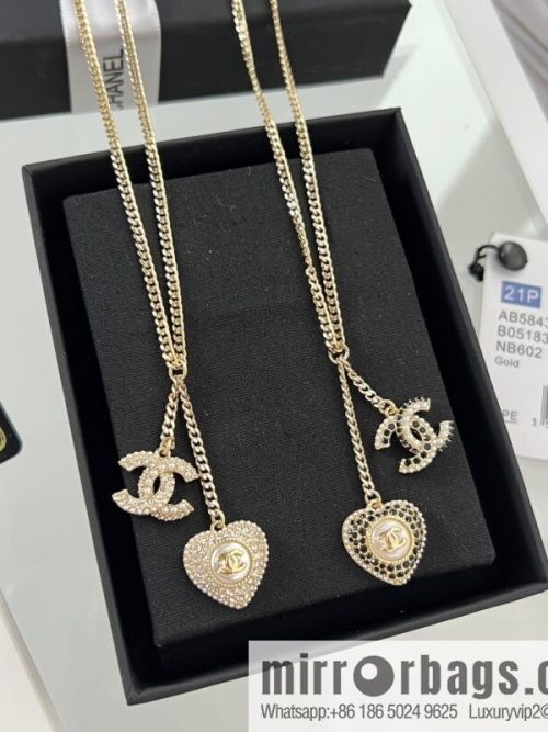 New ☑️ CHANEL Chanel full diamond peach heart double c necklace