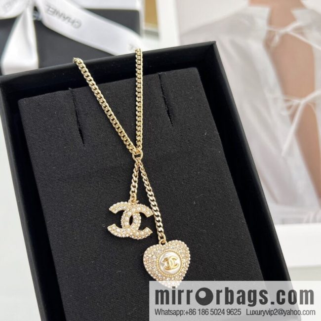 New ☑️ CHANEL Chanel full diamond peach heart double c necklace - Image 2