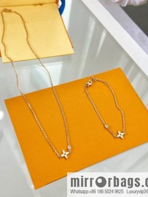 Louis Vuitton Louis Vuitton lv Zhong Chuxi same bracelet necklace