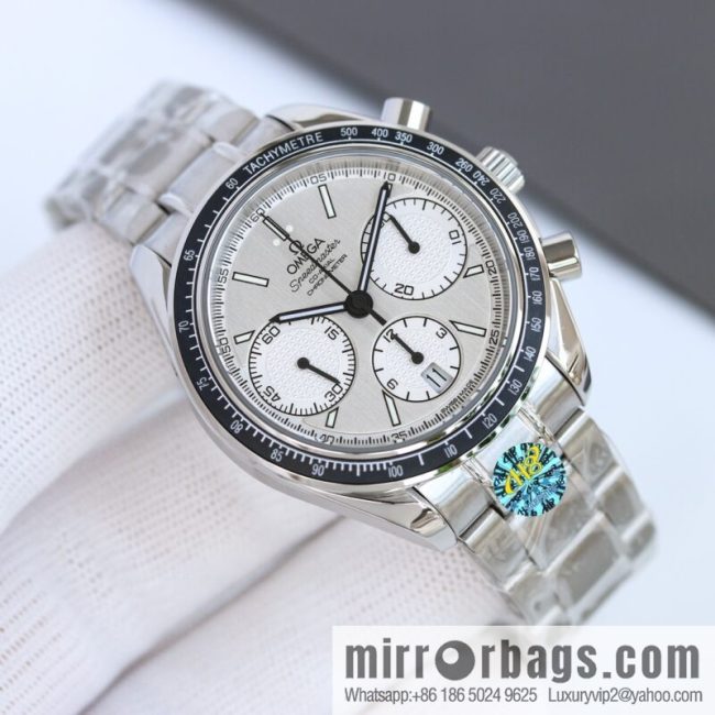 Omega Speedmaster Series 32.40.50.06 Multifunction Chronograph Watch - Image 4
