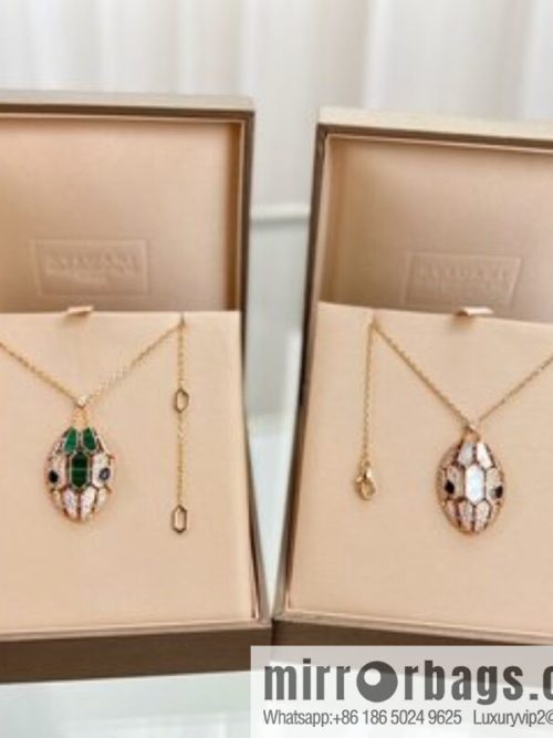 BVLGARI Bulgari new SERPENTI series malachite, white fritillary snake head necklace