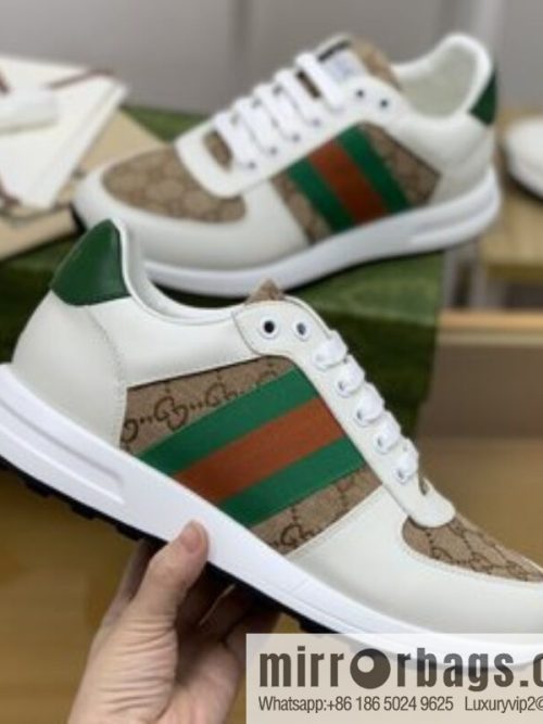 Gucci Gucci men\'s sports running shoes with red and green webbing