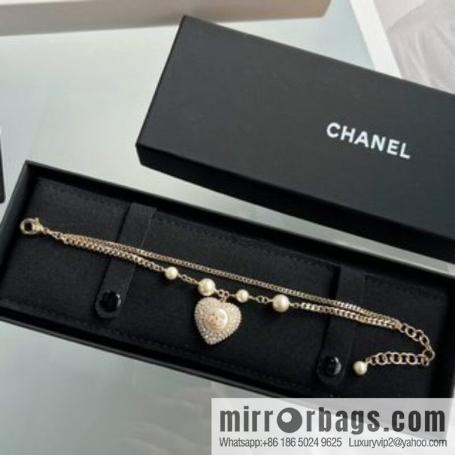 New ☑️ CHANEL Chanel full diamond peach heart double c bracelet