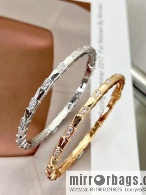 BVLGARI Bulgari SERPENTI VIPER series latest interval drill snake bone bracelet bracelet