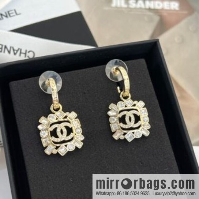 New ☑️ CHANEL Chanel c2 double c square full diamond stud earrings - Image 2