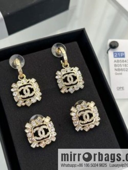 New ☑️ CHANEL Chanel c2 double c square full diamond stud earrings