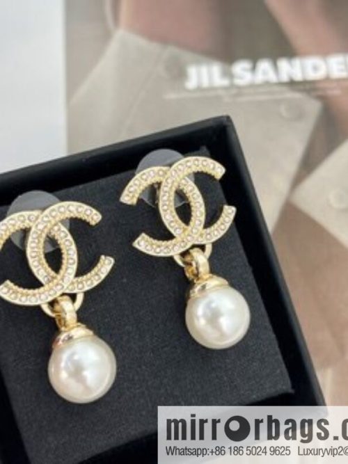 New ☑️ CHANEL Chanel c2 double c pearl stud earrings