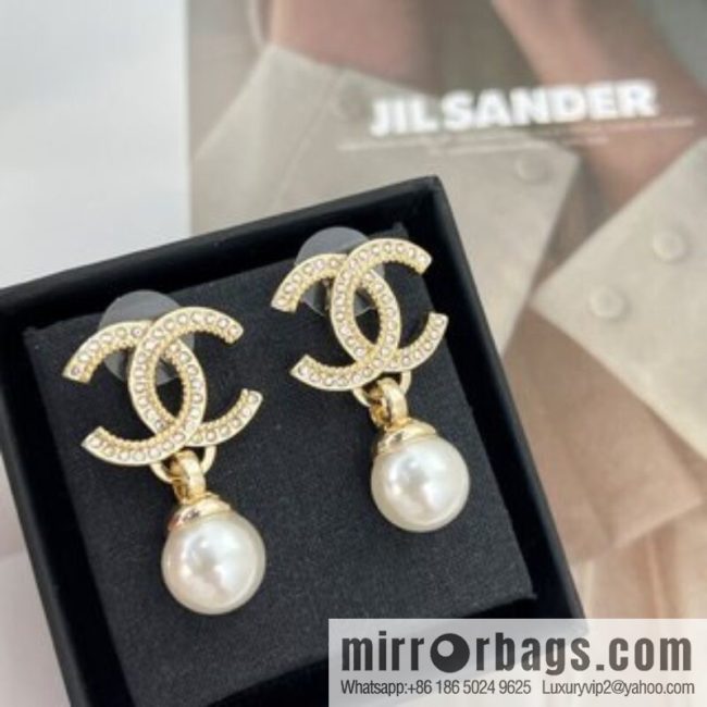New ☑️ CHANEL Chanel c2 double c pearl stud earrings