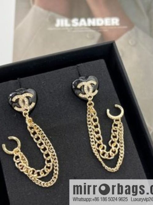 New ☑️ CHANEL Chanel double c peach heart love fringed earrings stud earrings