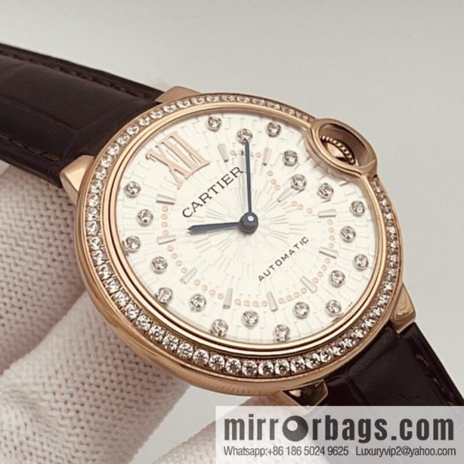 The latest exclusive Cartier Blue balloon 33mm and 36mm official website synchronization