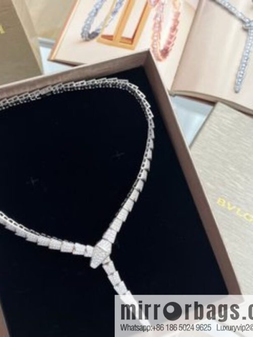BVLGARI Bulgari full diamond snake bone necklace choker