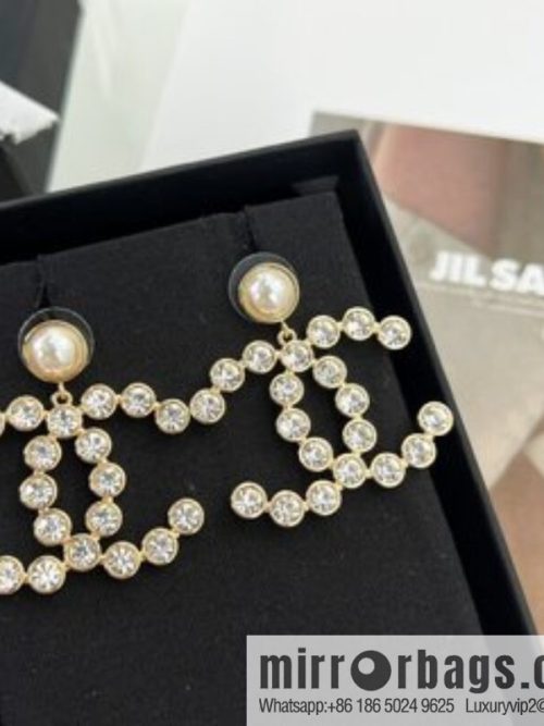 New ☑️ CHANEL Chanel c2 double c full diamond stud earrings
