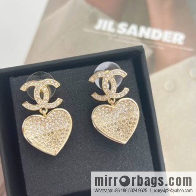 New ☑️ CHANEL Chanel c2 double c peach heart love stud earrings - Image 3