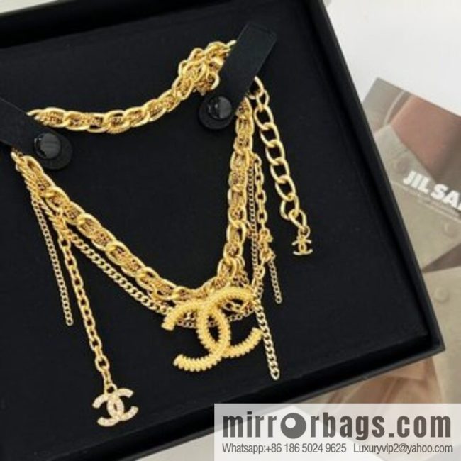 New ☑️ CHANEL Chanel double c fringe necklace
