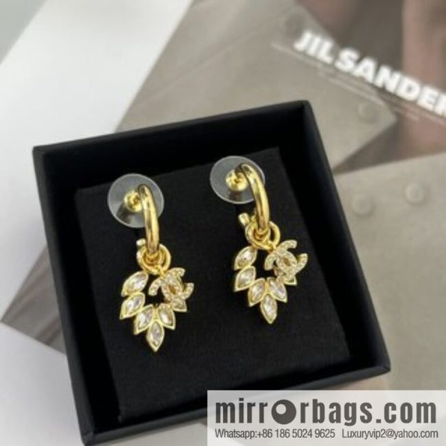 New ☑️ CHANEL Chanel gold double c wheat stud earrings