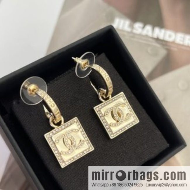 New ☑️ CHANEL Chanel c2 gold double c square stud earrings