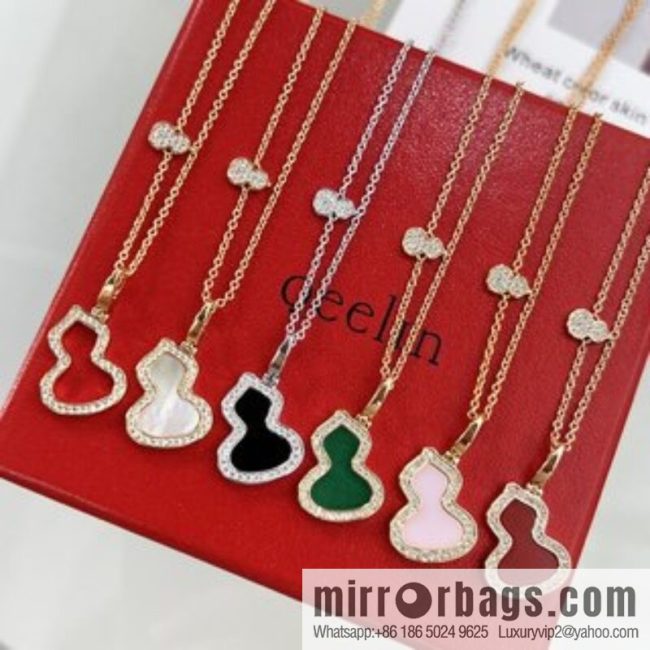Qeelin, full diamond gourd necklace