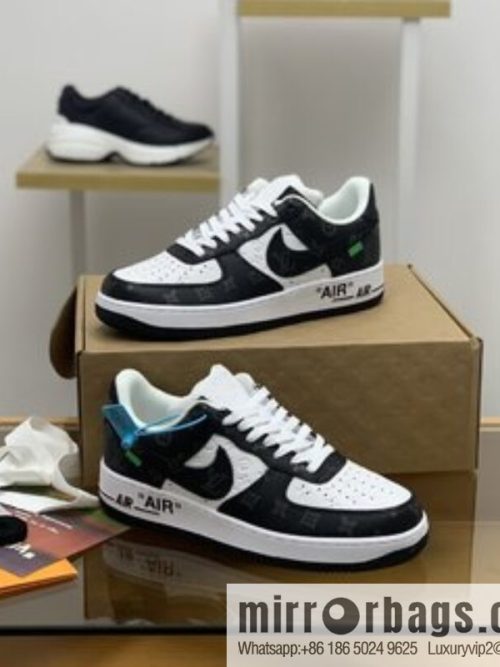 LV Louis Vuitton, classic Monogram and Damier element patchwork A JL sneakers