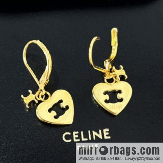 New Celine peach heart love stud earrings