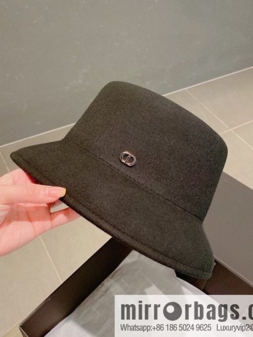 Dior Dior 2022 autumn and winter new woolen basin hat