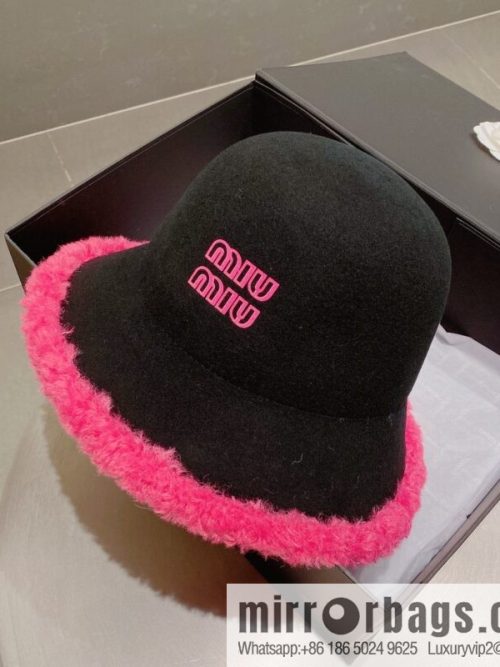 Miao Miao miumiu 2022 autumn and winter new wool top hat