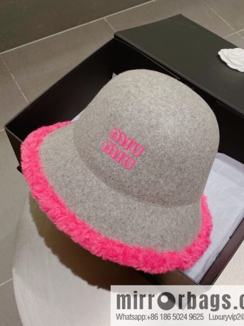 Miao Miao miumiu 2022 autumn and winter new wool top hat