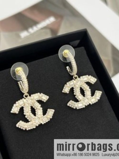 New ☑️ CHANEL Chanel c2 double c full diamond stud earrings
