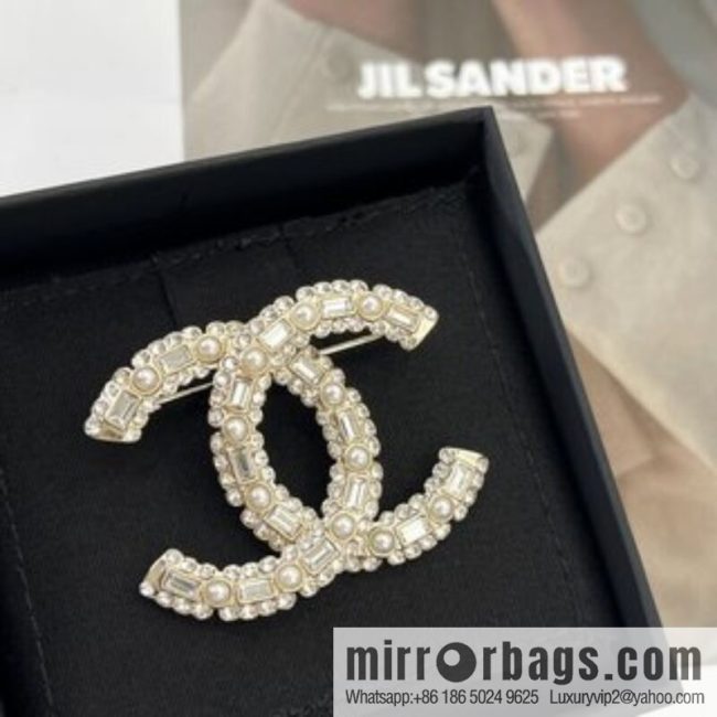 New ☑️ Chanel double c full diamond brooch