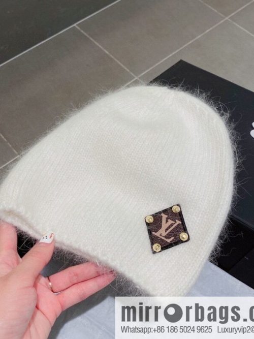 LV Louis Vuitton 2022 autumn and winter new wool knitted wool hat