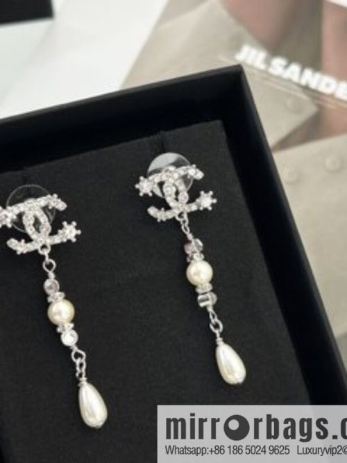 New ☑️ CHANEL Chanel double c star pearl stud earrings