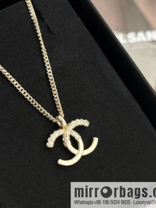 New ☑️ CHANEL Chanel double c rhinestone patchwork necklace
