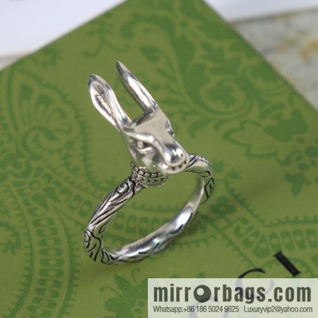 New Gucci gucci rabbit head ring
