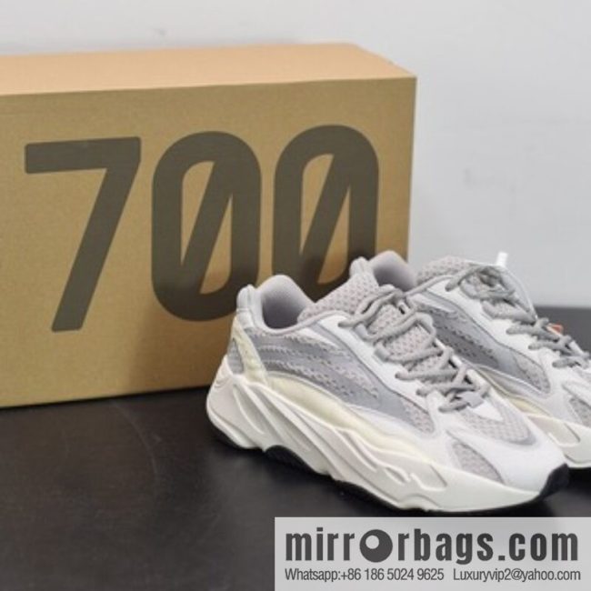 Adidas, top pure original yeezy 700v2 Vintage dad shoes, white