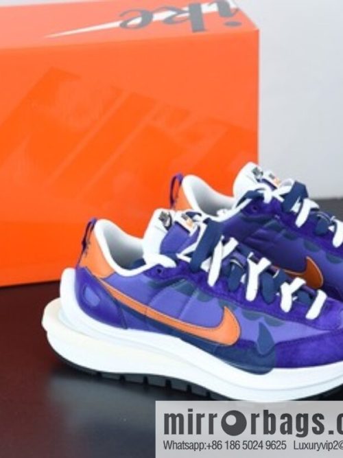 Sacai X NK Vaporwaffle third generation 3.0 catwalk, heavy joint cooperation sports running shoes, item number: DD1875-200