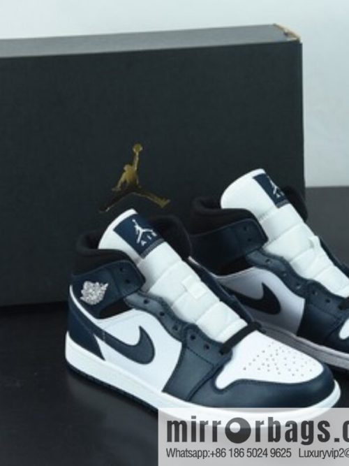 NK Air Jordan 1 Mid \"Dark Team\" AJ1 Joe 1 Chinese culture basketball shoes, new obsidian, item number: 554724-411