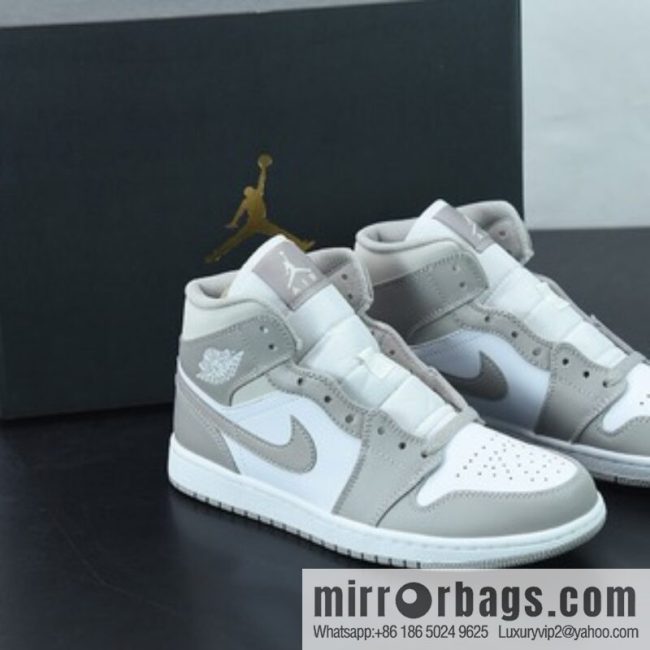 Air Jordan 1 Mid \"Linen\" rag, cream AJ1 middle help, white gray basketball shoes, item number: 554724 082