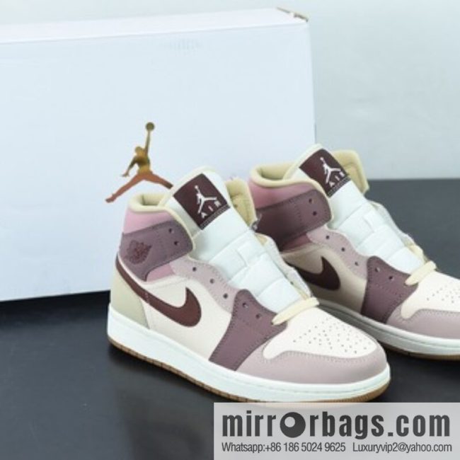 Air Jordan AJ1 Mid Gang, Red Bean Milk Tea Mid Gang Cultural Basketball Shoes, Item Number: DO7440-821