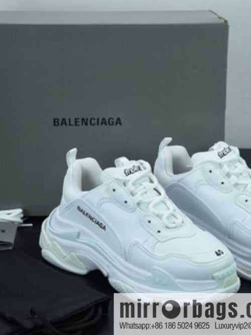 H01G5 Balenciaga Triple S Balenciaga Daddy Shoes