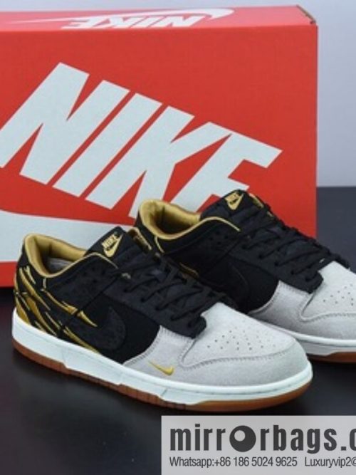 H03G5 pure original version Nk SB Dunk Low CNY Year of the Tiger black yellow tiger pattern SB dunk series Vintage low-top board shoes, item number: DQ5351-001