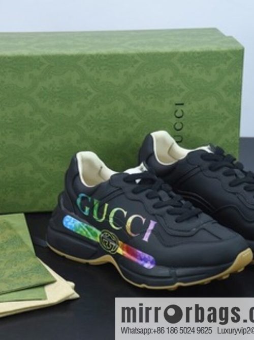 Gucci Rhyton Vintage Trainer Sneaker Gucci Daddy 5D leather (fabric) horned Vintage jogging shoes