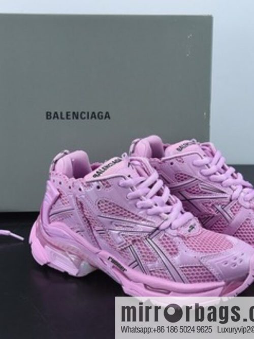Balenciaga Runner sneakers 677402W3RB15000
