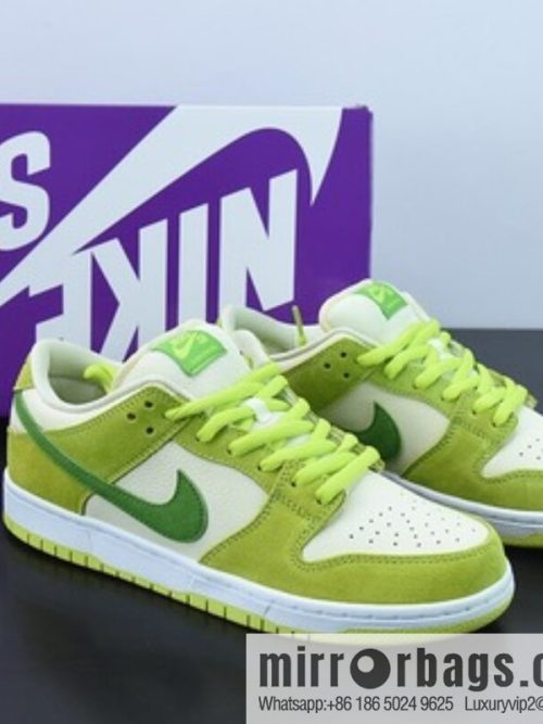 M00M5 pure original version Nk SB Dunk Low apple green Vintage low-top leisure sports skateboard shoes, item number: DM0807-300