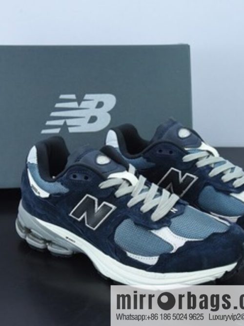 X01C4 NB New Balance 2002R \"Protection Pack\" Series Vintage Daddy Style Casual Sports Jogging Shoes M2002RDF