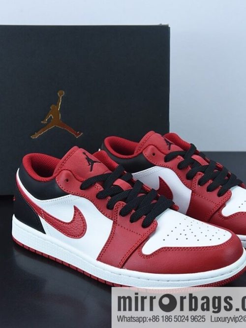 B09F3 AIR JORDAN 1 Low AJ1 Red, White and Black Vintage Basketball Shoes, Item Number: 553558-163